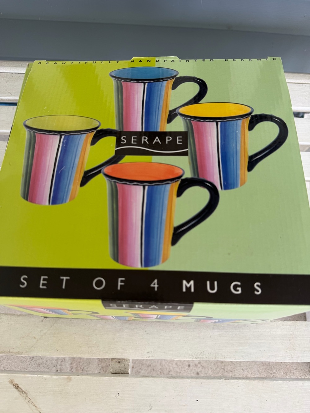 CERAMIC MUGS SERAPE SET OF 4 NEW IN BOX